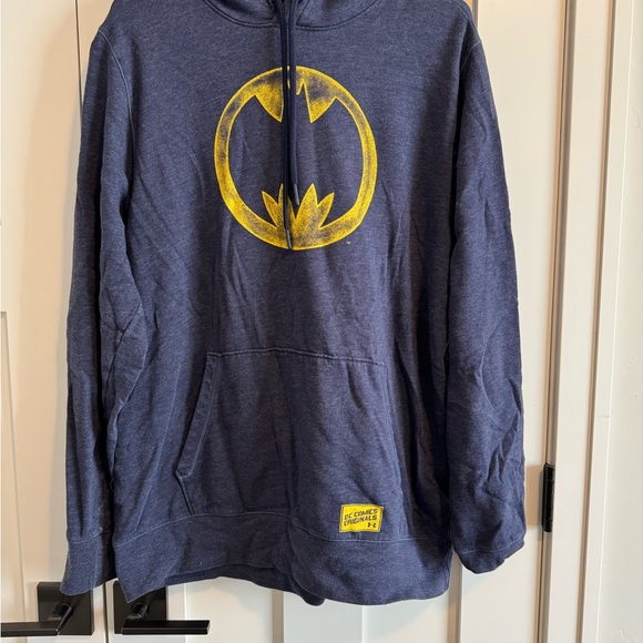 Under Armour Other - Under Armour Men's Batman DC Comics Hoodie